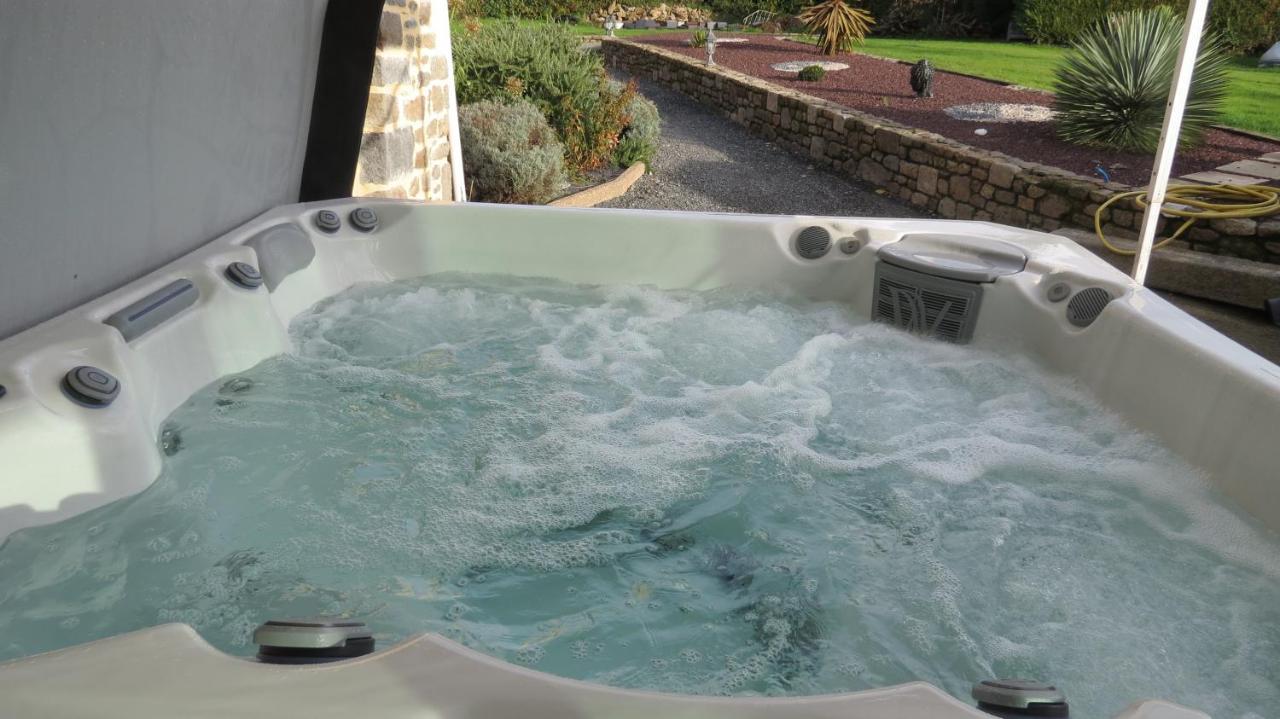 Chambre D'Hote Naturiste Ou Pas Miniac-Morvan Ngoại thất bức ảnh